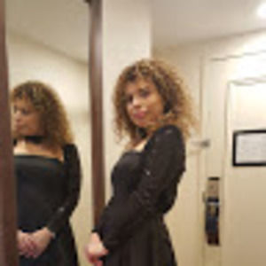 Meet your Posher, Claudia